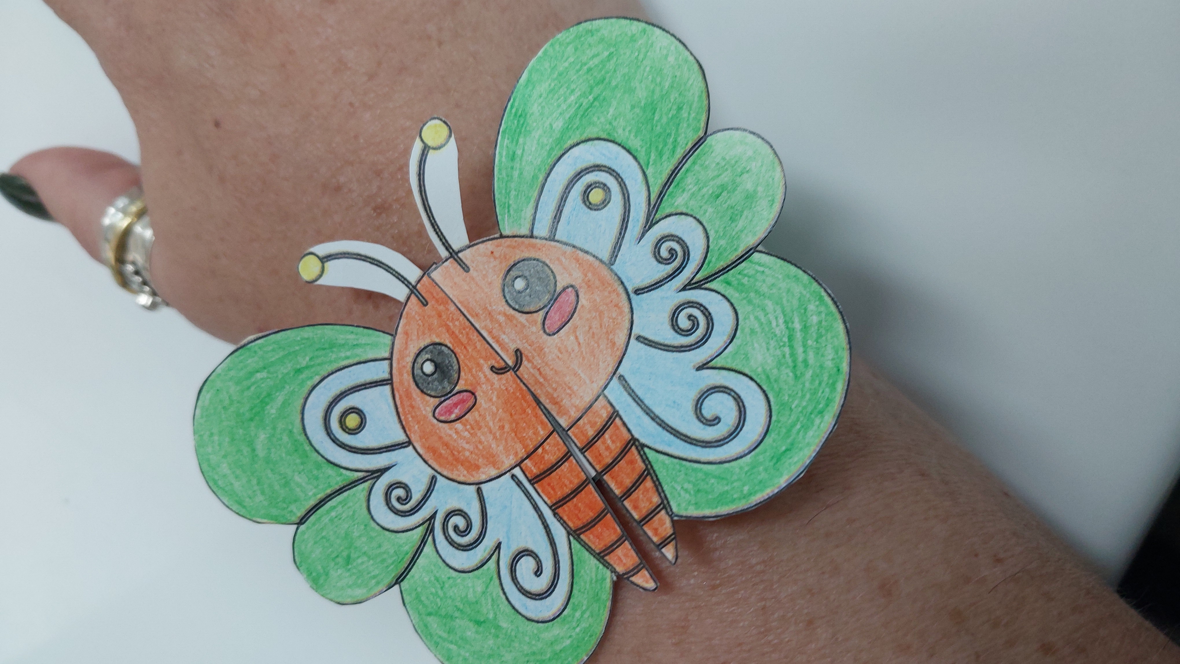 Insect paper bracelet